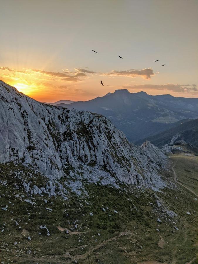 Apartamento Olmares Picos De Europa - 4 Personas Lomeña Buitenkant foto